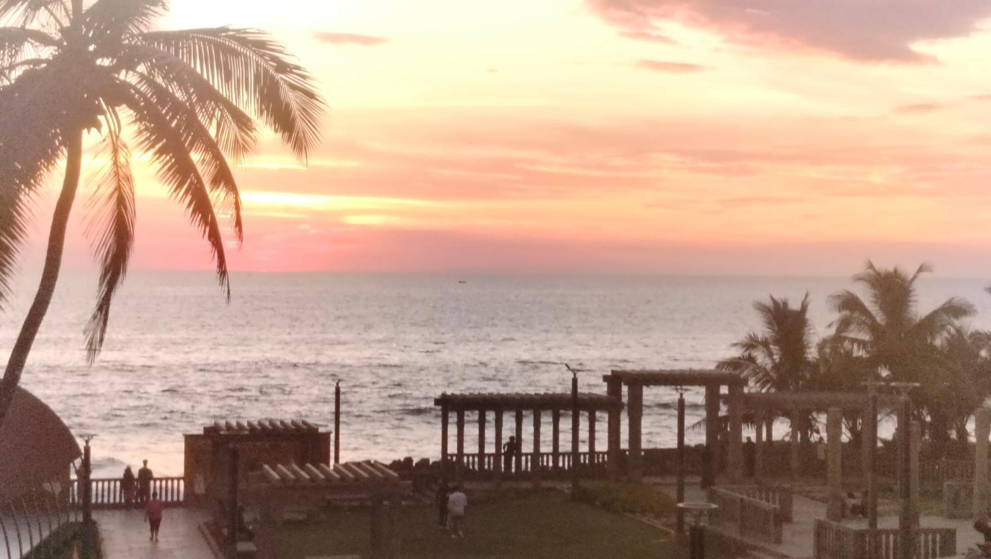 Banyan Tree Samudra Hotel Kovalam Buitenkant foto